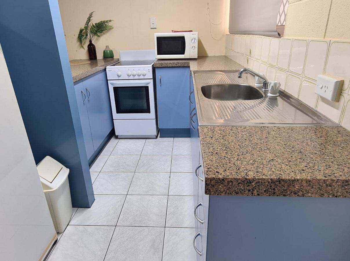 Emthree Seaside Apartments Townsville Exterior photo