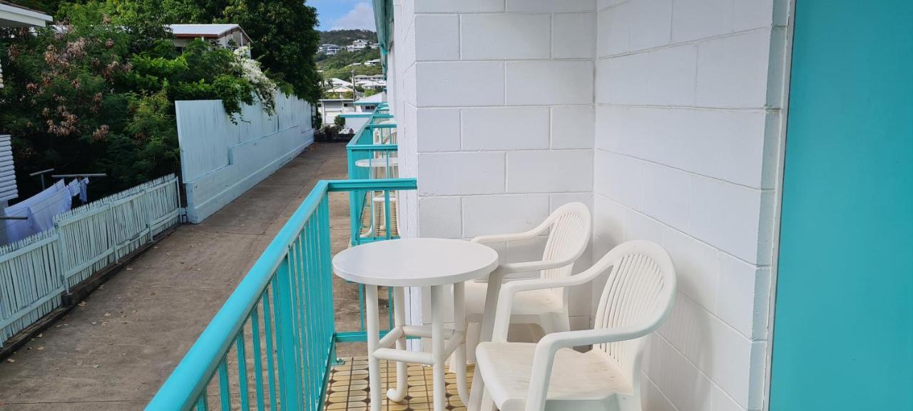 Emthree Seaside Apartments Townsville Exterior photo